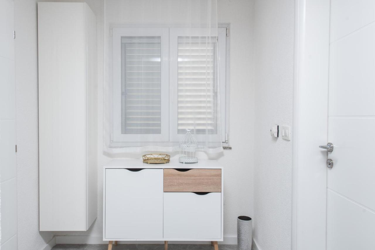 Apartmani Mara Kaštela Buitenkant foto