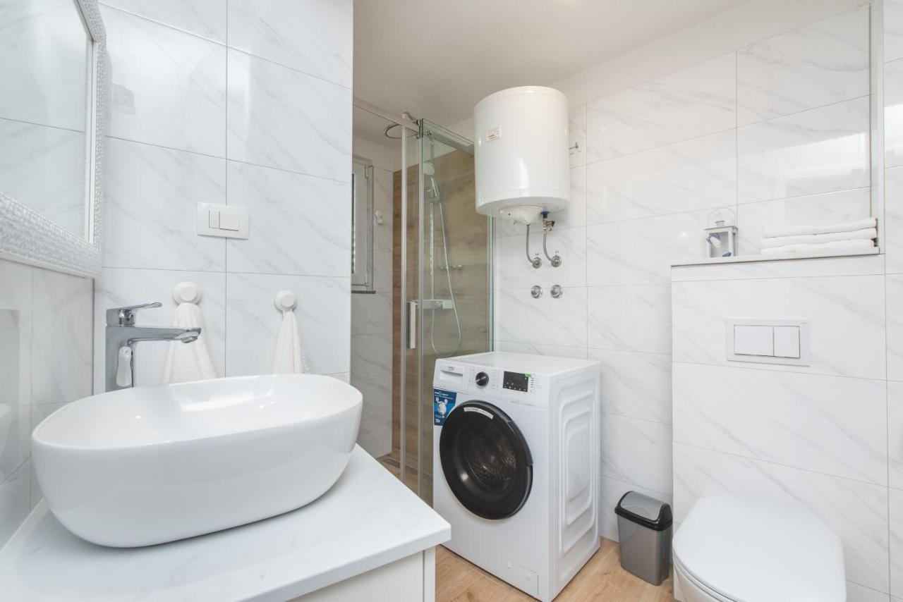 Apartmani Mara Kaštela Buitenkant foto