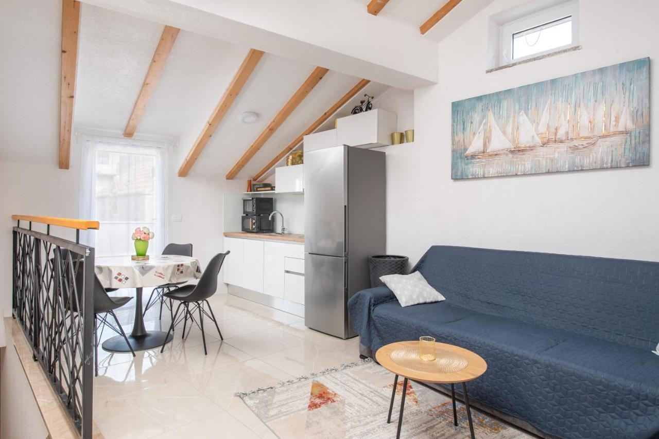 Apartmani Mara Kaštela Buitenkant foto