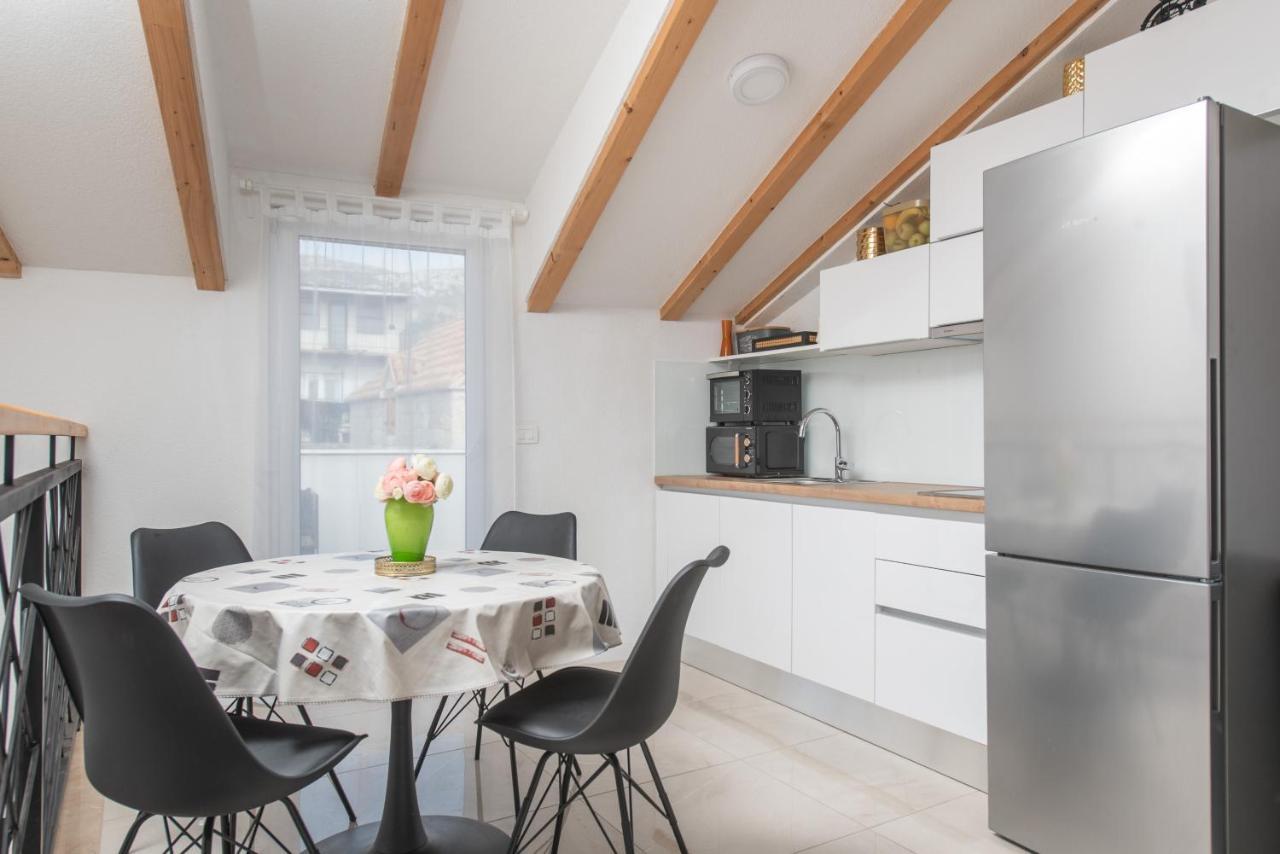 Apartmani Mara Kaštela Buitenkant foto